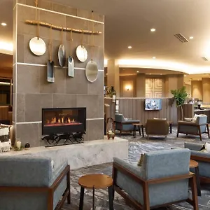 Fairfield & By Marriott Northeast Hotel