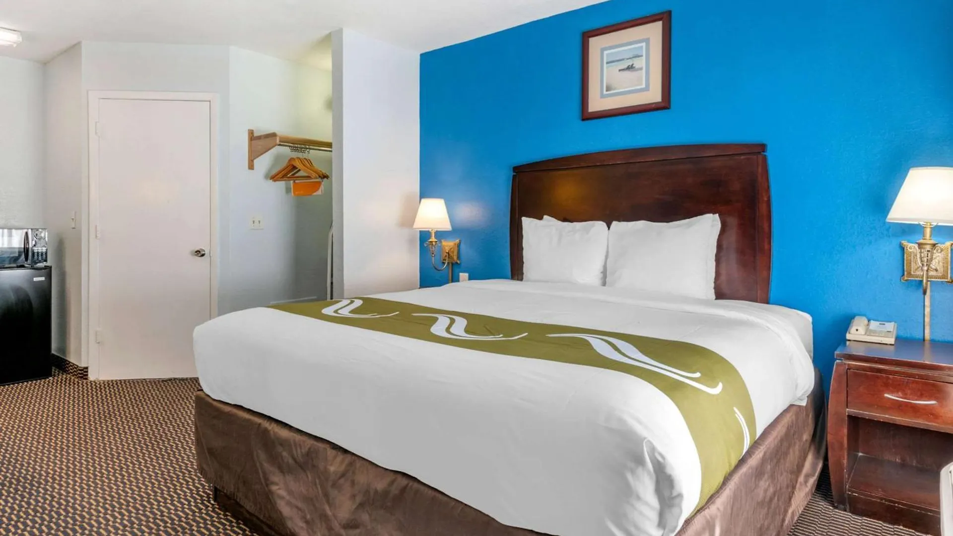Quality Inn Sarasota North Near Lido Key Beach